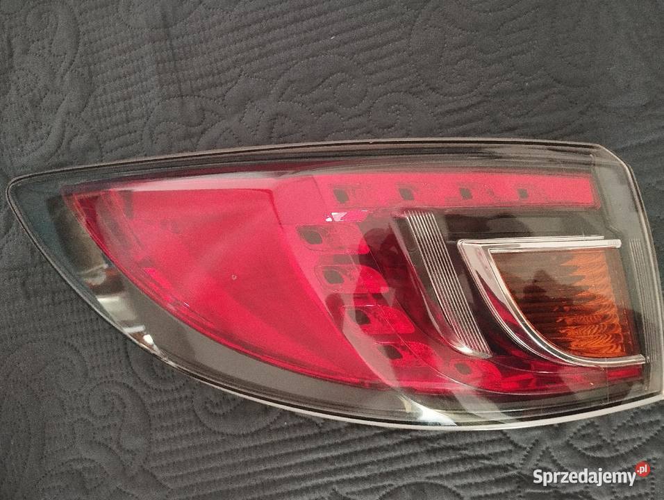 Sprzedam lampa lewą w błotnik Mazdą 6 GH sprzedam