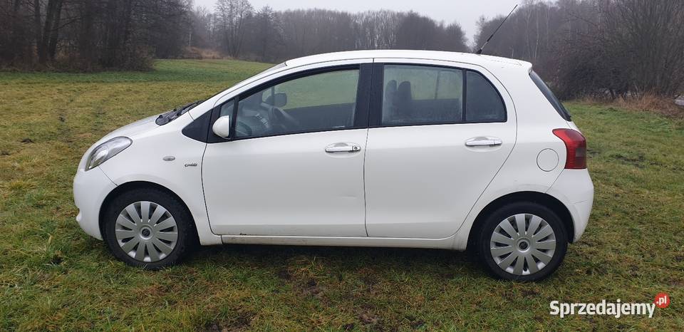 Toyota Yaris II R68 drzwi lewe Kraśnik