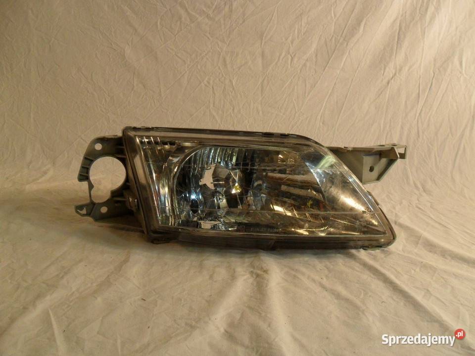 Reflektor Przód strona lewa Mitsubishi Pajero