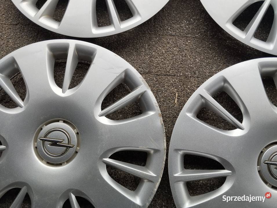 Kołpak Opel 15 CorsaD sztukę 13214814QB Kamieniec sprzedam