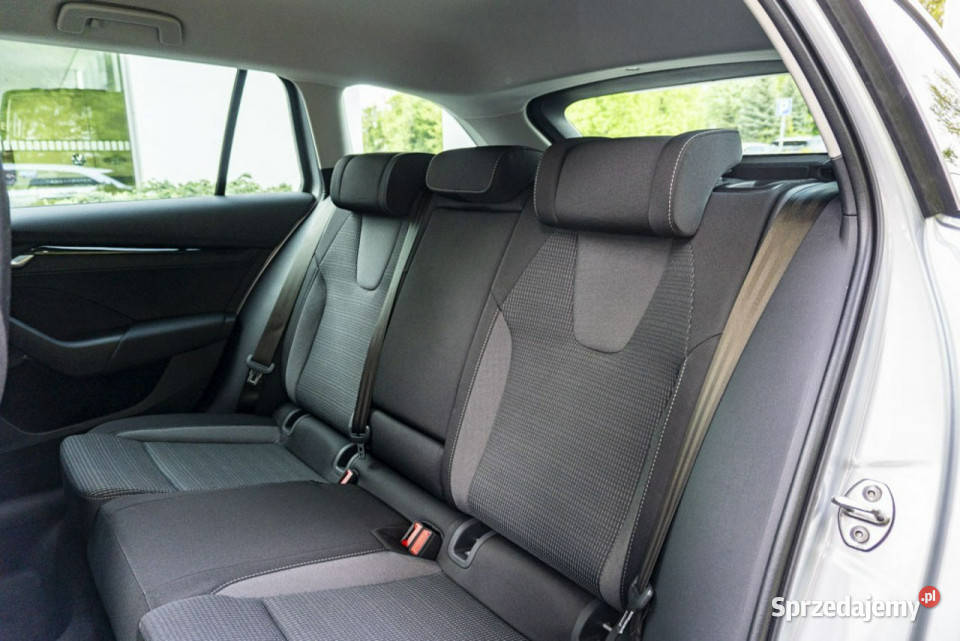 koda Octavia Combi Drive Selection 15 TSI mHEV centralny zamek Octavia Samochody osobowe Łódź