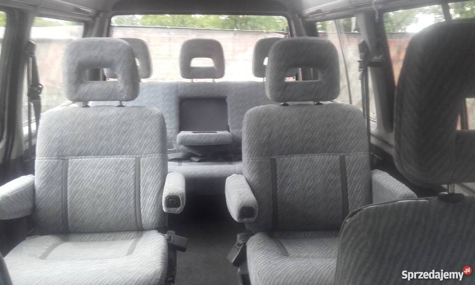 mitsubishi L300 GLS7osóbhakszklany dachLPG śląskie Gliwice