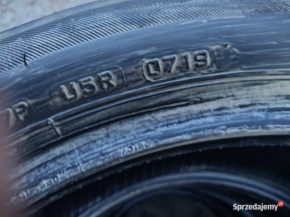 Komplet opon letnich 20550r17 tanio Samochodowe Mysłowice sprzedam