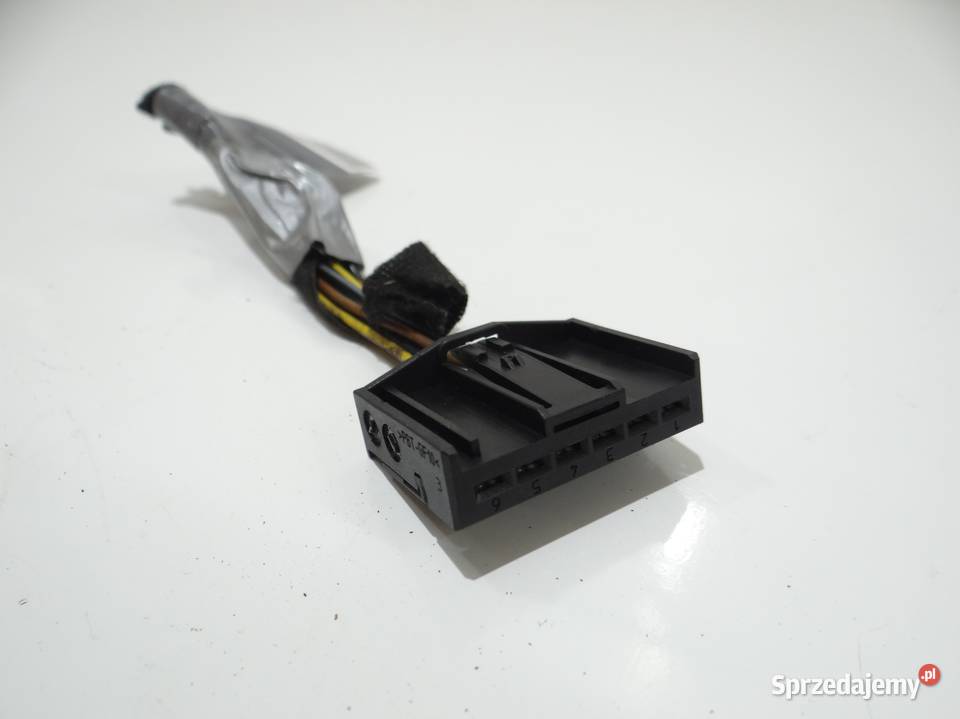 KOSTKA LAMPY BMW E70 X5 TYŁ osobowe Części samochodowe Strzyżewice