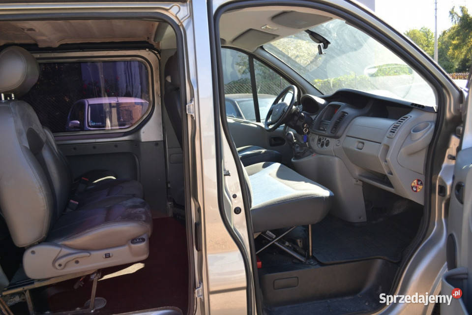 Renault Trafic Zarejesatrowany6 osobowy II nawigacja Częstochowa sprzedam