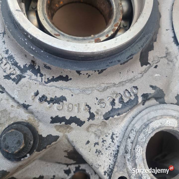 SCANIA OBUDOWA ROZDZIELACZA BIEGÓW 1376914 Bieleń