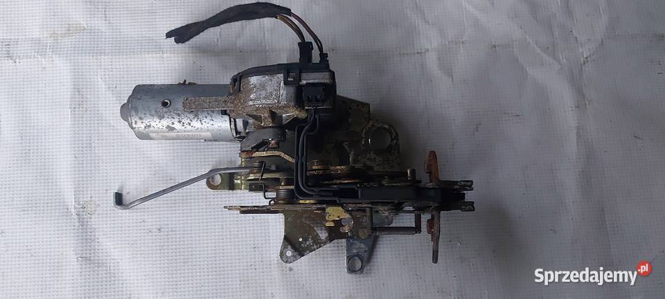 Zamek klapy mercedes w210 lift kombi Rok produkcji 1999 Zbąszyń