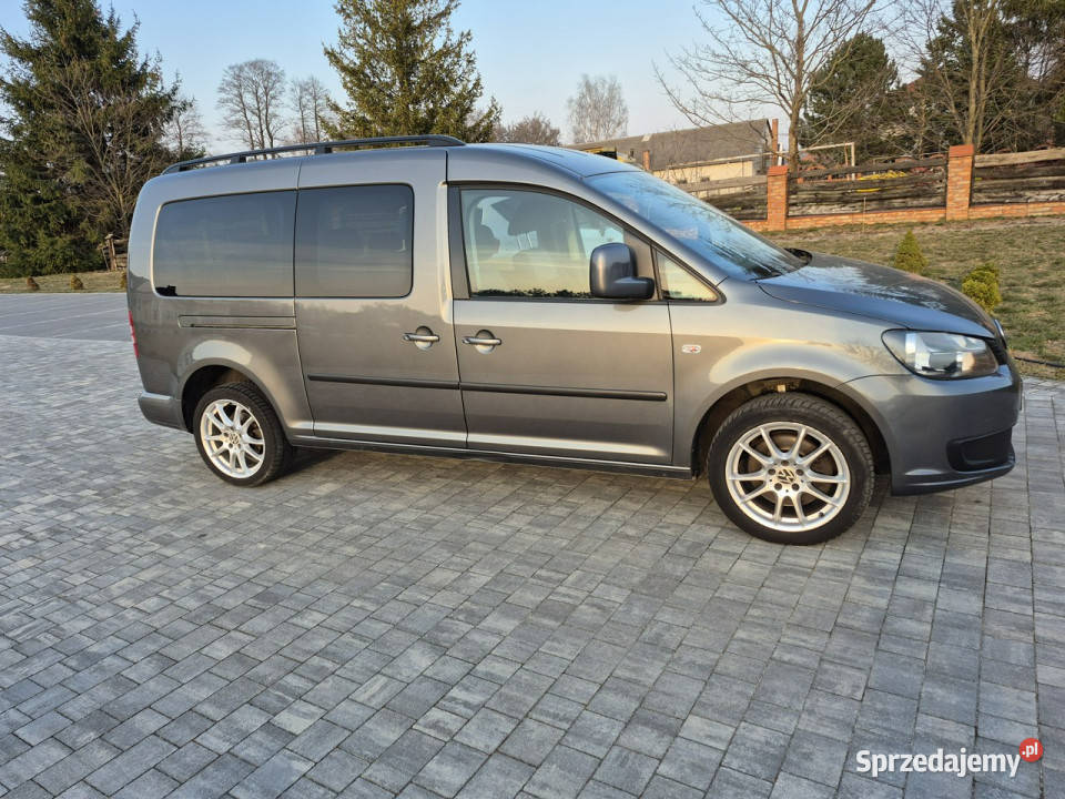 Volkswagen Caddy 16tdi MAXI 7 FOTELI pdc ładny Drelów