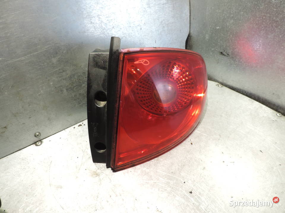 LAMPA PRAWY TYŁ SEAT ALTEA Nowy Sącz