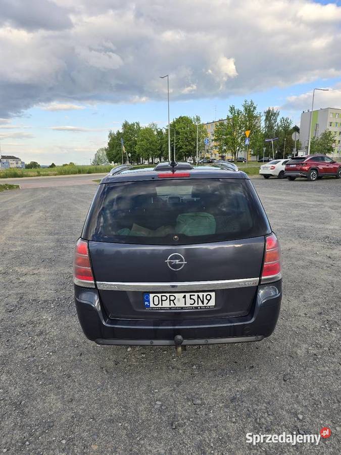 Opel Zafira B 19 CDTI 150 Sprzedaż Zamiana na gniazdo AUX Prudnik