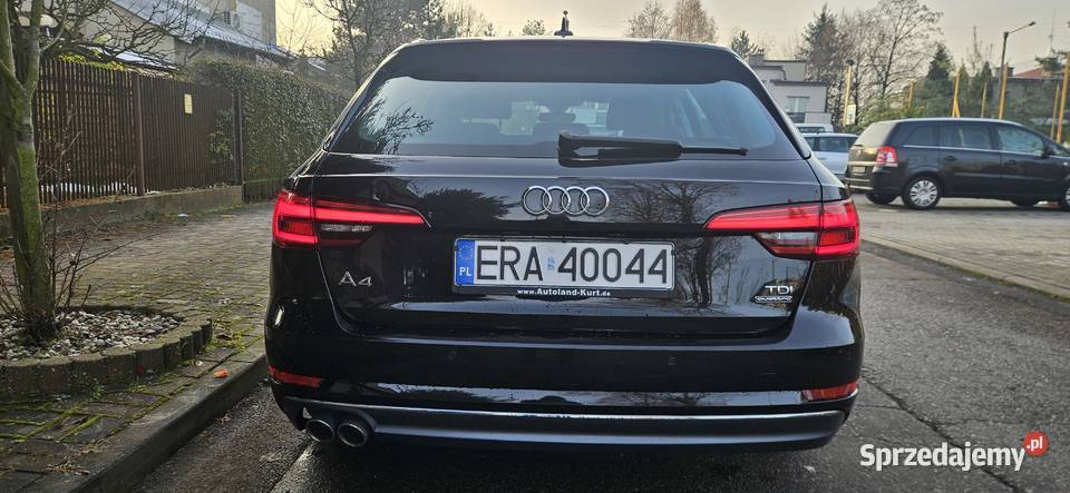 Audi A4 2016 Audi A4 B9Quattro Sport 190 wielofunkcyjna kierownica Częstochowa