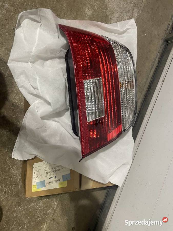 BMW E39 lift sedan nowa Lampa tył lewa OEM Pszczyna sprzedam