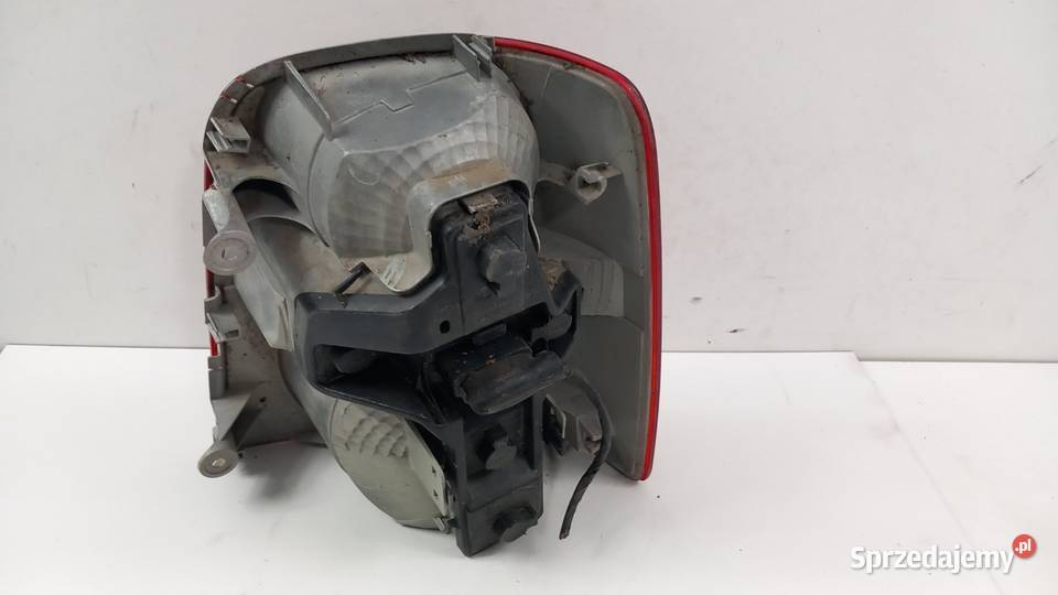 VW TOURAN 1T0 LAMPA TYŁ LEWA Zbierkowo