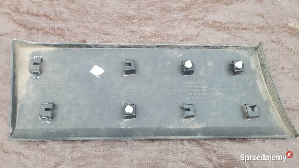 LISTWA BOCZNA LEWY TYŁ RENAULT TRAFIC III śląskie