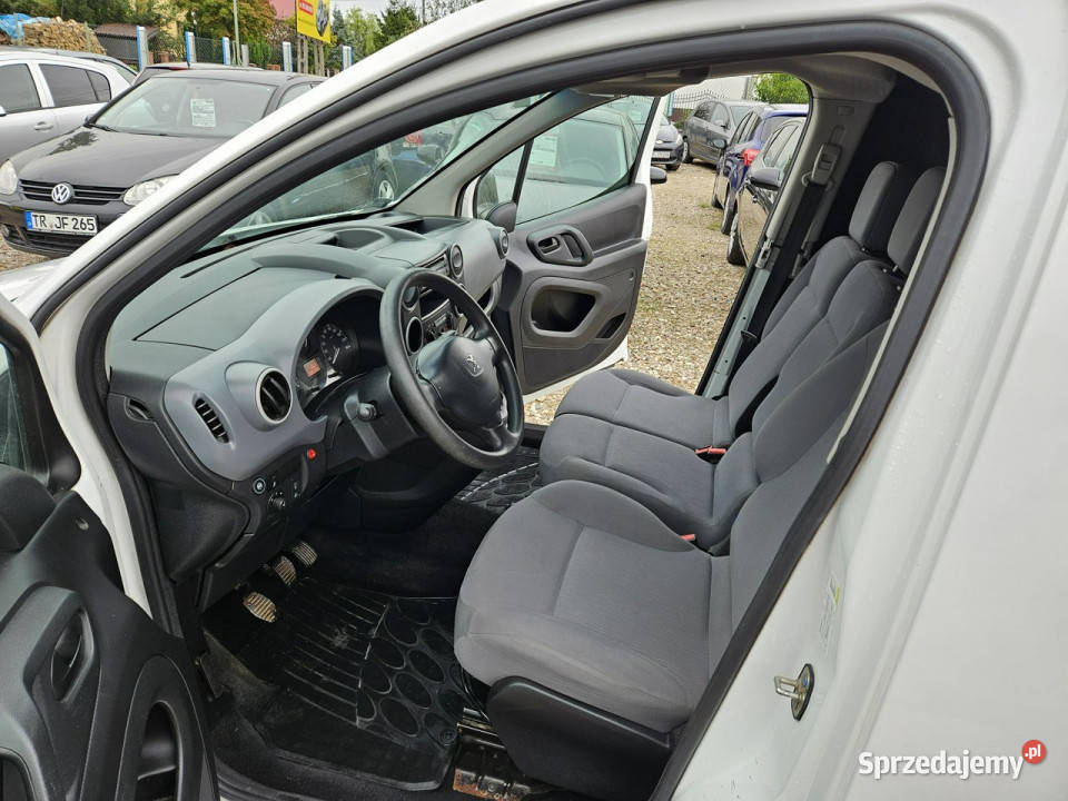 Peugeot Partner Zarejestrowany Niezawodny Zdrowy garażowany