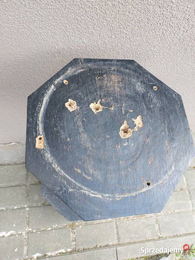 Kwietnik postument podstawa kręcona kolumna pomorskie Tczew
