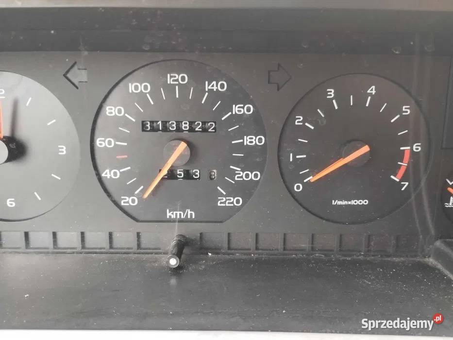 Volvo 744 23 benzyna 1989 klima unikat tył napęd Tarnów