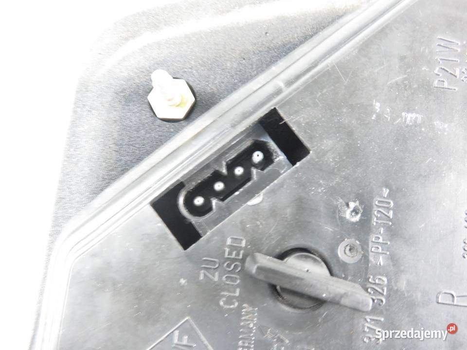 LAMPA PRAWA TYLNA KLAPA BMW 5 E39 8361674 osobowe Lampy tylne małopolskie
