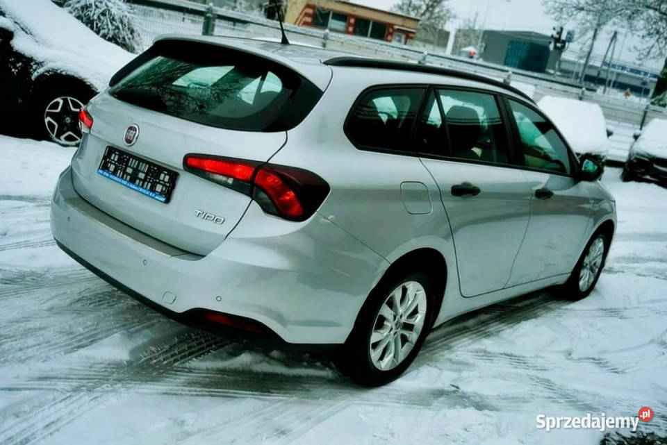 Fiat Tipo 14i NAVI grzane fotele 95 XII2017r II manualna Tipo Samochody osobowe Płock