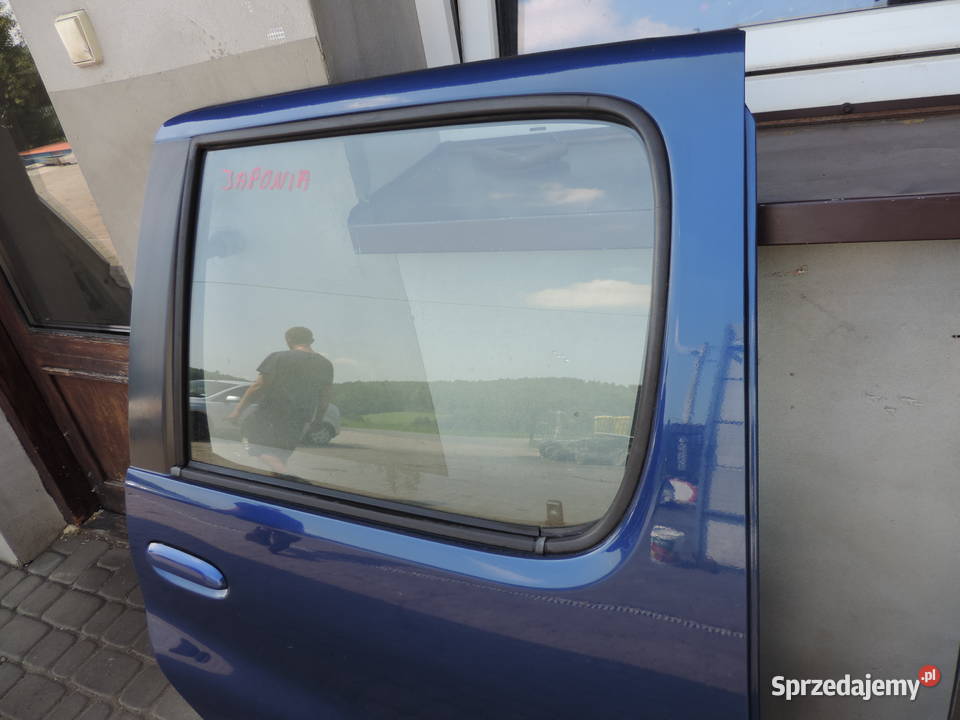 DRZWI PRAWY TYŁ TOYOTA YARIS VERSO 1 8M6 Drzwi Nowy Sącz