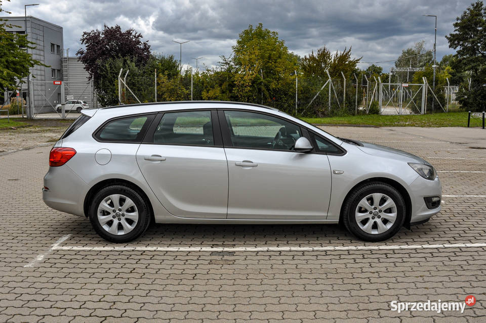 Opel Astra 14T LPG 2014 r Lift Bezwypadkowy benzyna+LPG Astra Wrocław