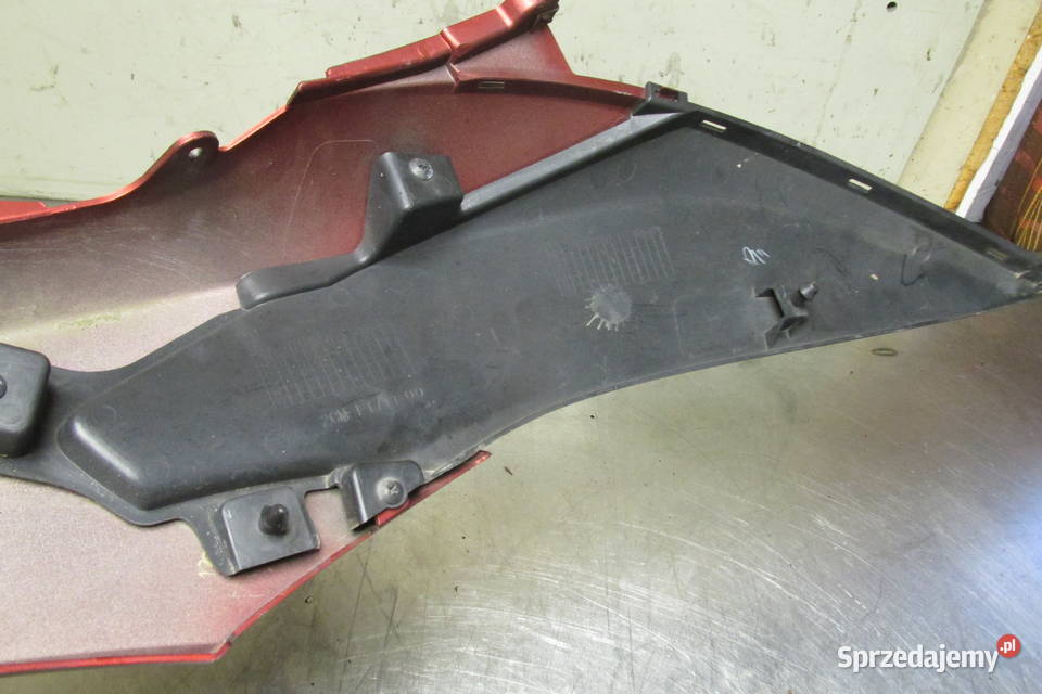 Boczek pod siedzeniem lewy Yamaha Tricity 125