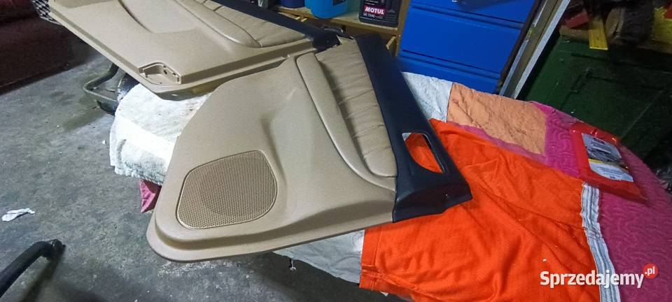 Mitsubishi Galant VIII boczki drzwi komplet Jasło