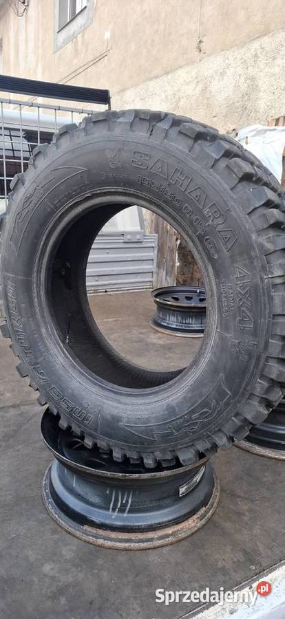 Felgi stalowe 15 OPONA TERENOWA BIEŻNIK SAHARA Średnica 15"