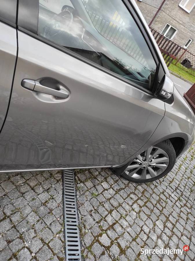 Drzwi prawe Auris II świętokrzyskie