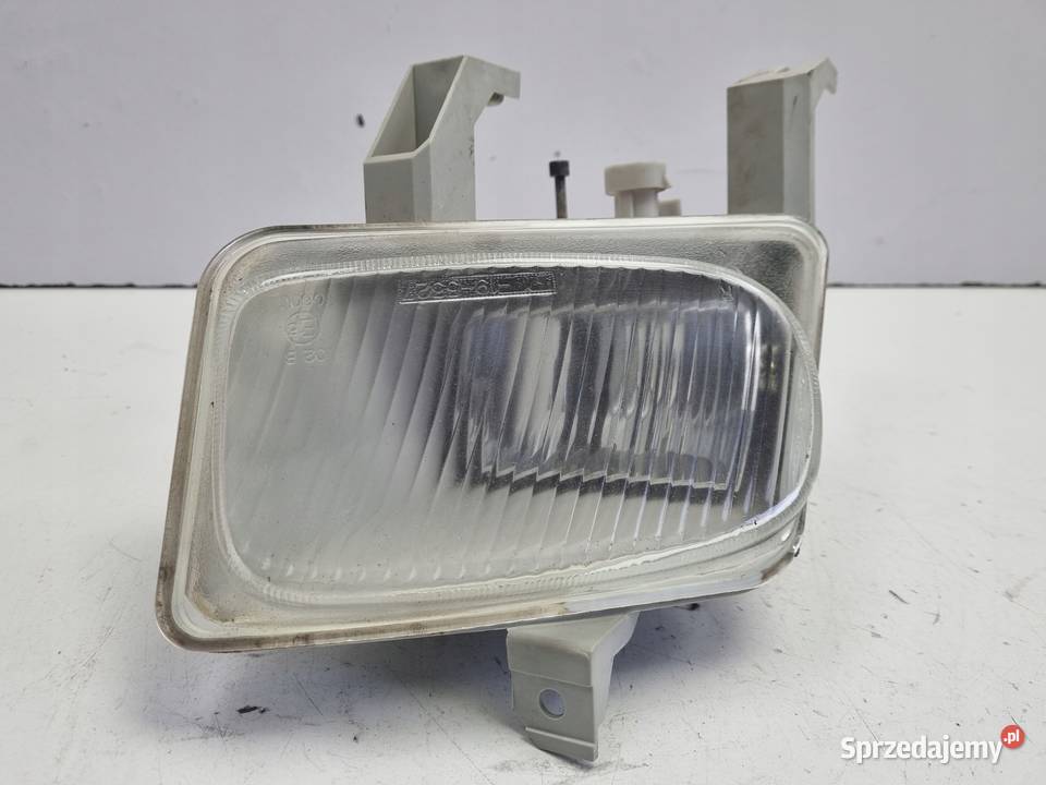 Opel Vectra B LIFT HALOGEN PRAWY PRZÓD przedni Lampy przeciwmgielne Janów sprzedam