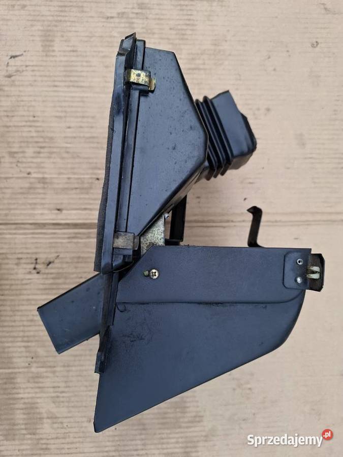 Konsola nawiewu powietrza mieszalnik Fiat 126p Deski rozdzielcze, konsole Strzelce Opolskie sprzedam