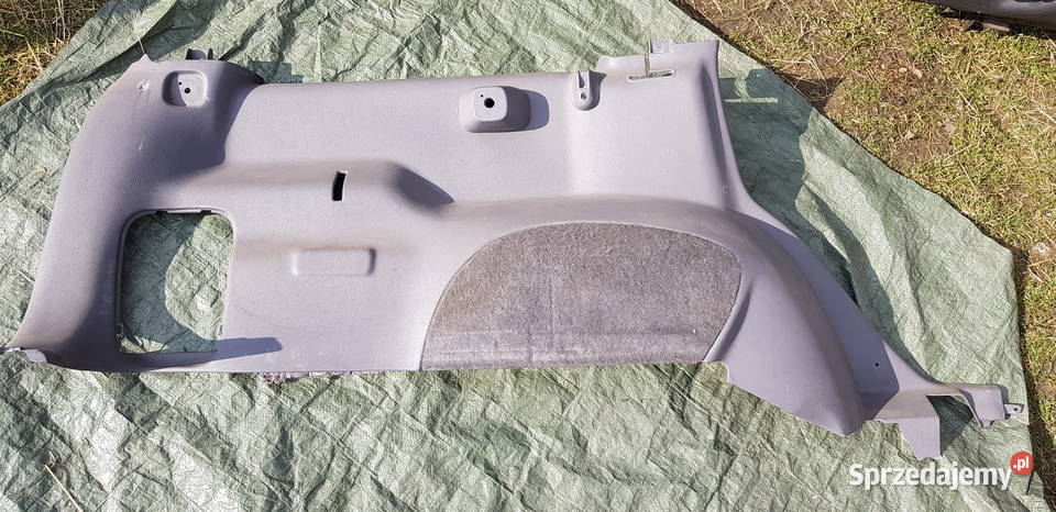 Jeep Grand Cherokee 55030847 boczek bagażnika