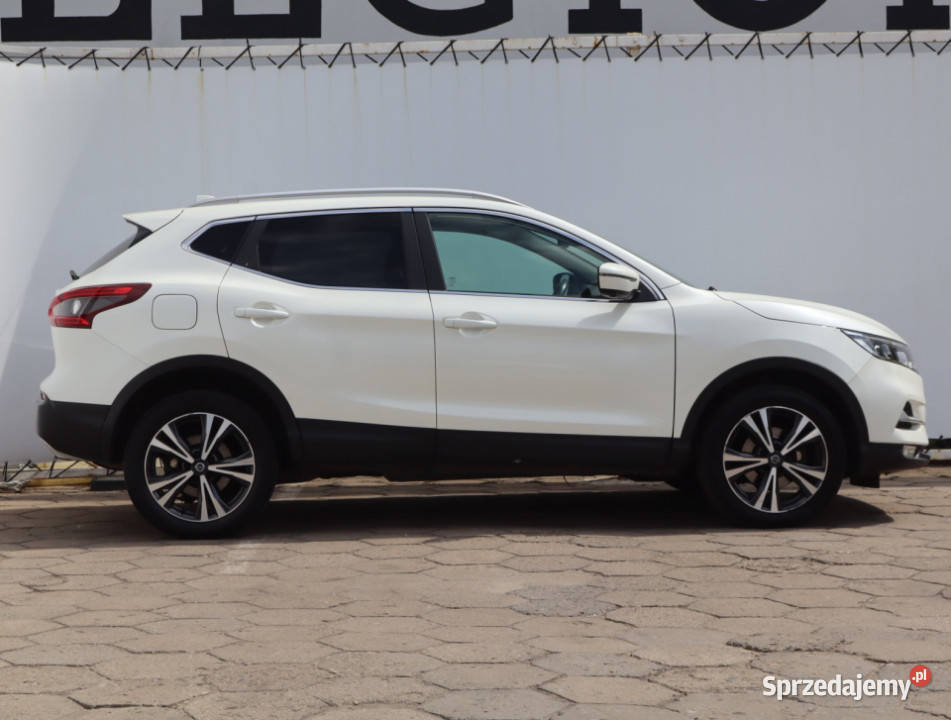 Nissan Qashqai 13 DIGT Rok produkcji 2019 Łódź
