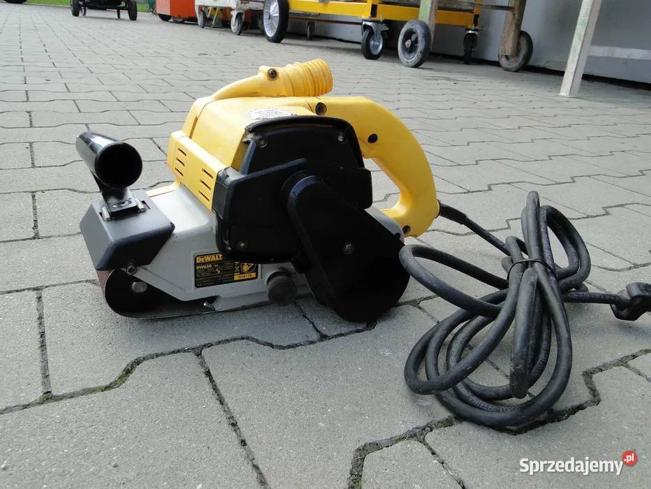 Szlifierka taśmowa tzw czołg DEWALT DW650 małopolskie Łętownia