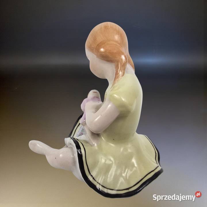 WYPRZEDAŻ Dziewczynka z lalką Drasche Kbnyai Bronisze sprzedam