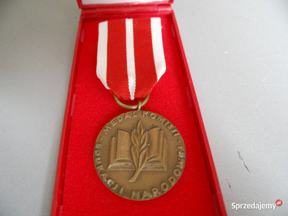 Medal szkolny w etui wielkopolskie sprzedam