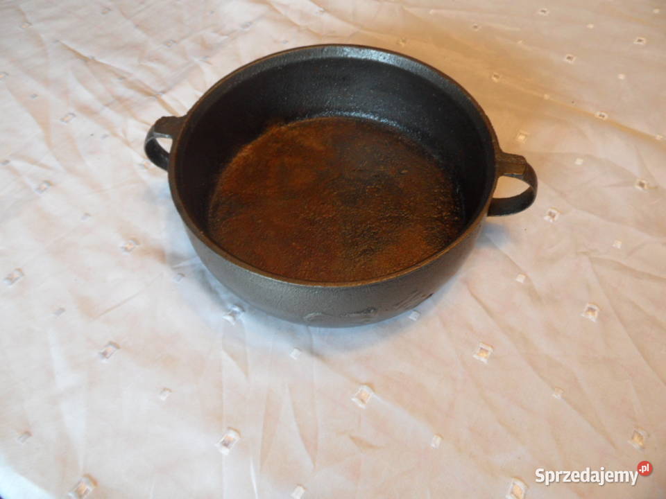 Żeliwne naczynie