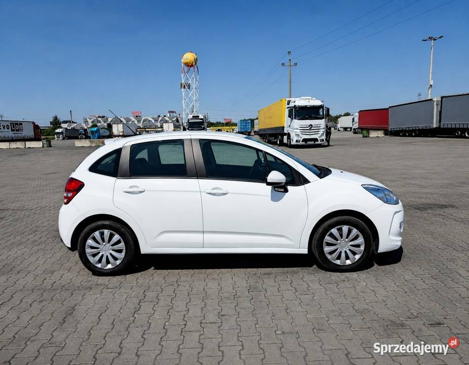 CITROEN C3 11 benzyna 2012 biały Radomsko sprzedam