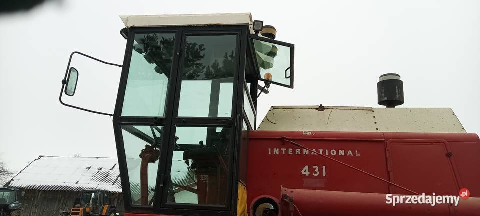 Kombajn IHC 431 Zbożowe Hajowniki sprzedam