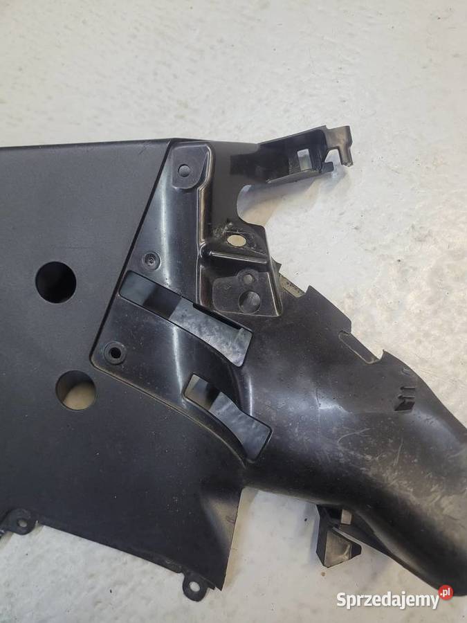 Honda VFR 1200 F 0918 wypełnienie plastik osłona wielkopolskie Nowy Tomyśl sprzedam