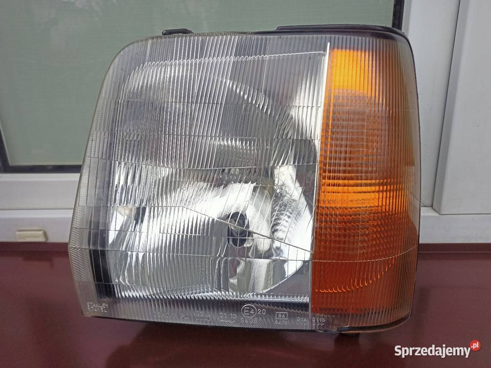 Suzuki Wagon R lampa przednia lewa reflektor osobowe Sieradz
