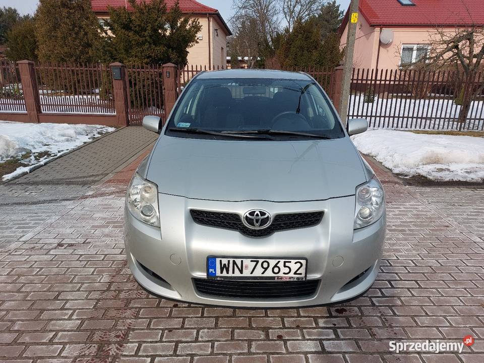 Toyota Auris 14 benzyna VAT marża Łochów