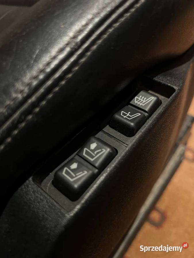 BMW E32 wnętrze czarna skóra fotele elektryczna Przeworsk