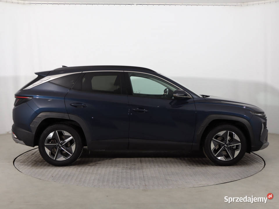 Hyundai Tucson 16 TGDI 48V MHEV asystent pasa ruchu