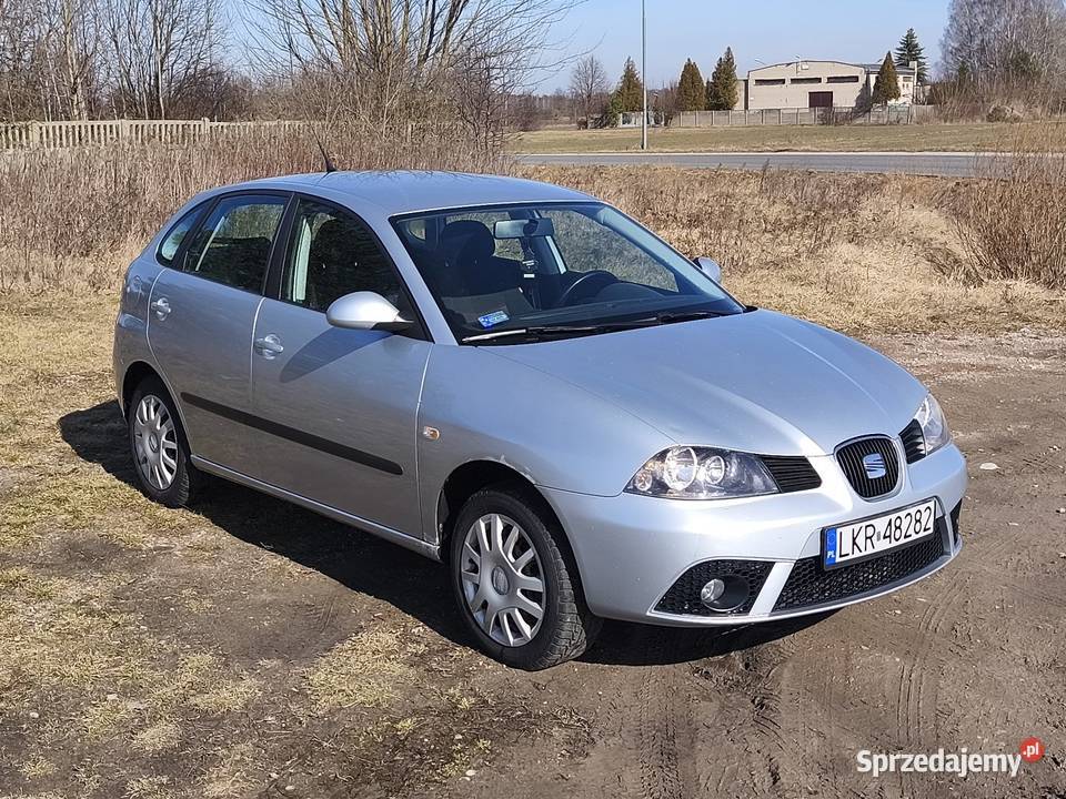 Seat Ibiza 14 benzyna 2006 136 przebiegu Łuków