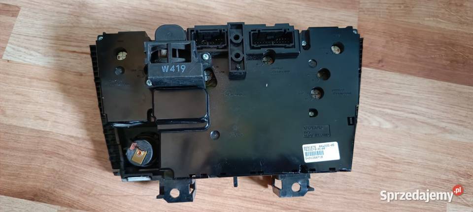 Panel sterowania klimatyzacją VOLVO S60 I osobowe dolnośląskie Legnica