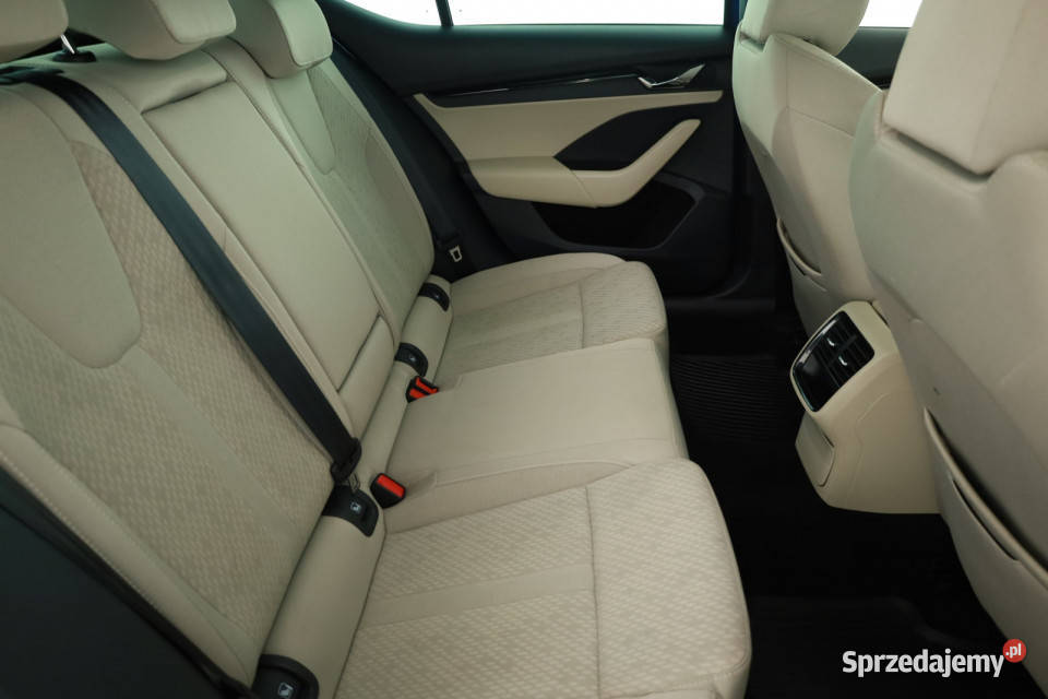 Skoda Octavia 15 TSI