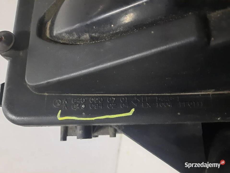 OBUDOWA FILTRA POWIETRZA A6400900701 MERCEDES osobowe świętokrzyskie Włoszczowa