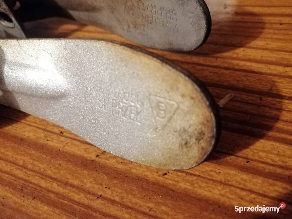 Zapięcia przyczepa laweta Polonez truck