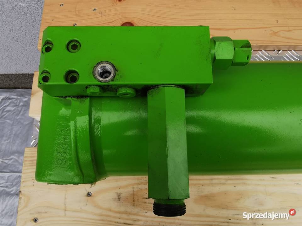 Cylinder główny podnoszenia Merlo P 407 Pozostałe Wilkowo